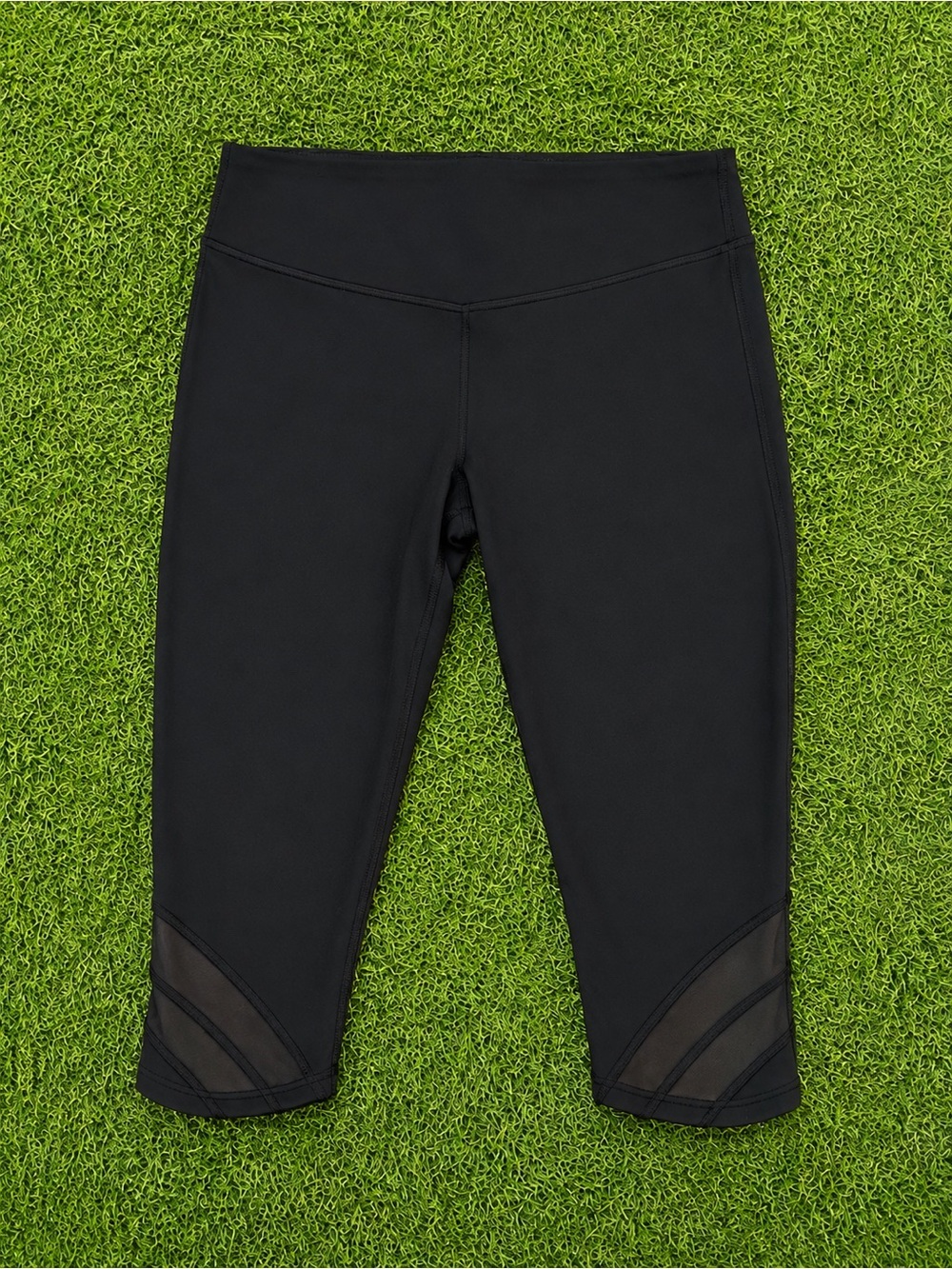 Lululemon Black Mesh Crop Leggings Size 10
